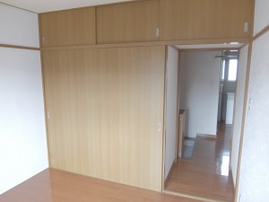 洋室収納１
